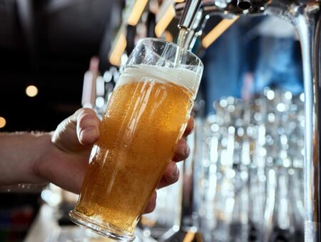 Convocatoria para la adjudicación de la barra en eventos municipales 2026